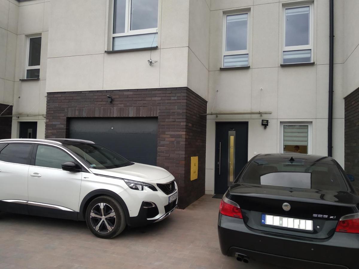 Radlinska Folwark Hostel Келце Екстериор снимка