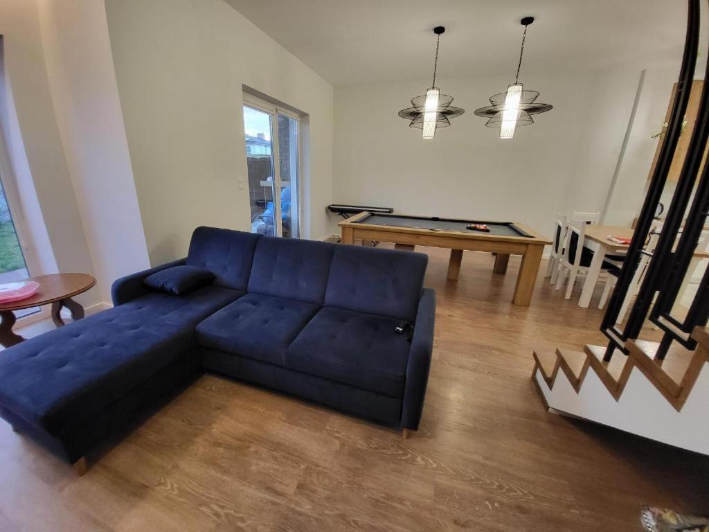 Radlinska Folwark Hostel Келце Екстериор снимка